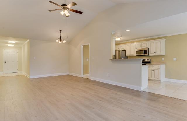 2110 Red Maple Trace Gallery 3