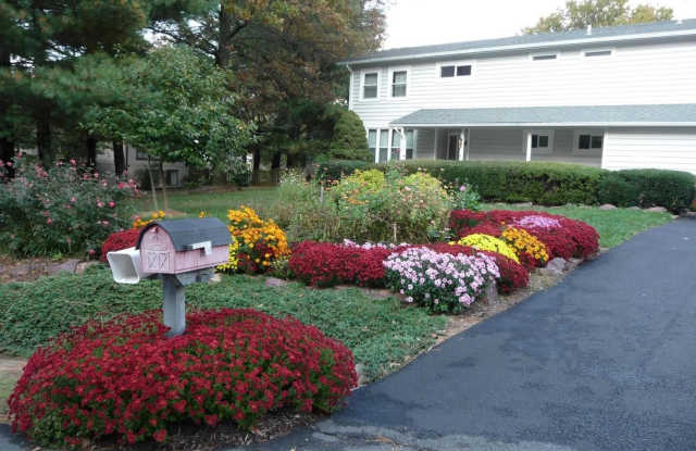 3149 SOUTHFIELD Drive Gallery 1