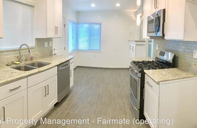 173 Coral View St. Gallery 3
