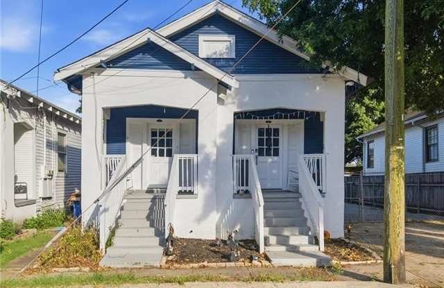 1708 S LOPEZ Street photos photos