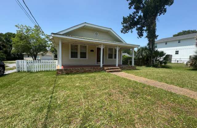 Downtown - Pensacola - 3 bedroom, 2 bathroom photos photos