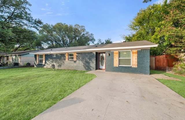 3514 Kings Circle Gallery 4