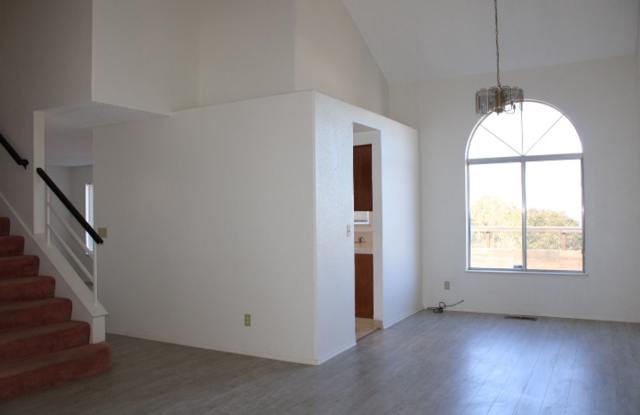 Pending 1420 Greenfield Cir., Pinole, CA 94564 Gallery 4