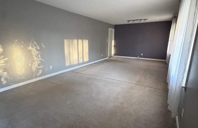 202 Highland Drive Gallery 2