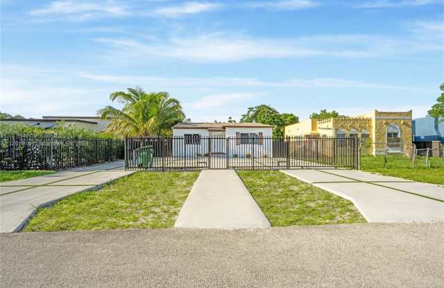 911 Sharar Ave - 911 Sharar Avenue, Opa-locka, FL 33054