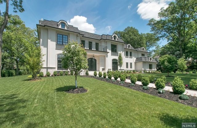 128 Pine Terrace - 128 Pine Terrace, Demarest, NJ 07627