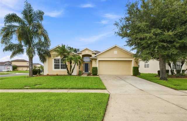 3576 MAPLE RIDGE Loop Gallery 2