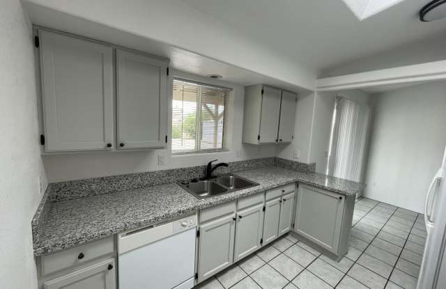 3724 Cholla Dr Gallery 4