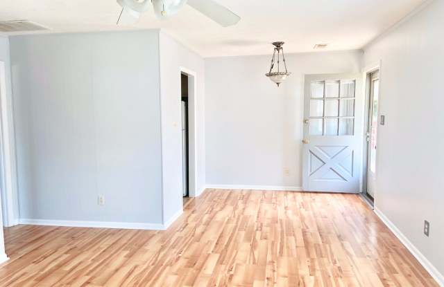 1BR/1BA off of Shore Drive near Pleasure House Point photos photos