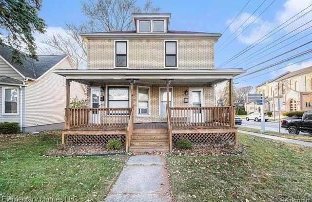 802 S LAFAYETTE Avenue photos photos