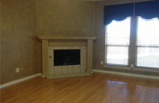 5020 Daisy Court Gallery 3