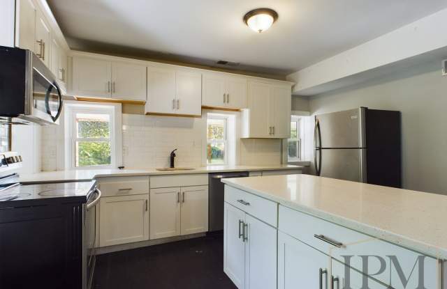 Coming Soon Spacious 3 bedroom Located in Northeastern School District photos photos