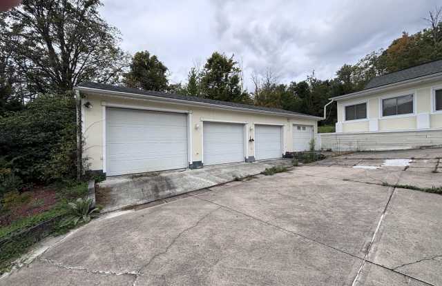 831 Montdale Road Gallery 2