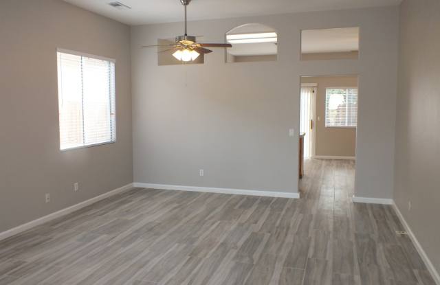 3/2 1700 sf home within walking to EDH Town Center! photos photos