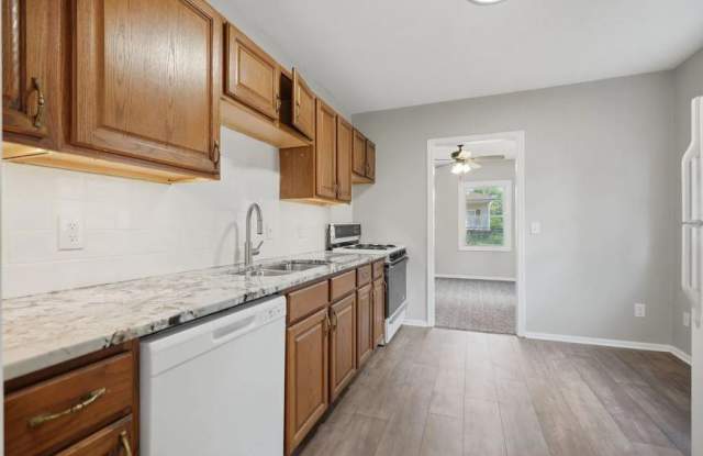 3207 Homestead Avenue Gallery 4