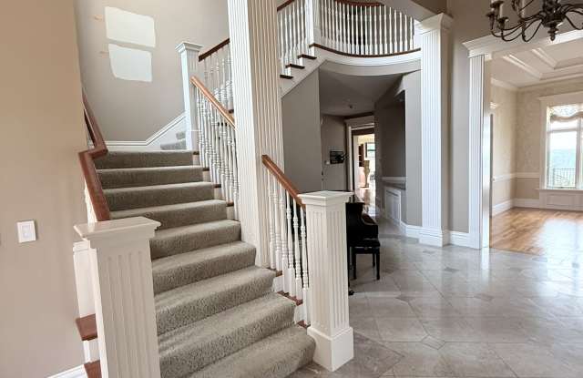 2513 204th Terrace Northeast Gallery 3
