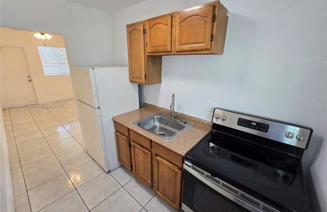 535 NW 7th St photos photos 535 NW 7th St photos photos