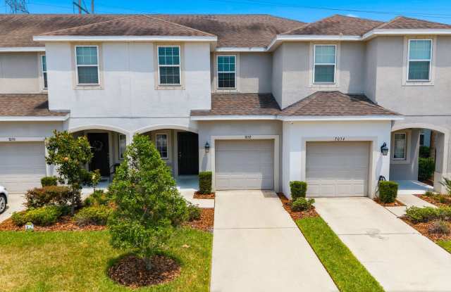 Townhome in Great Location! Gallery 3