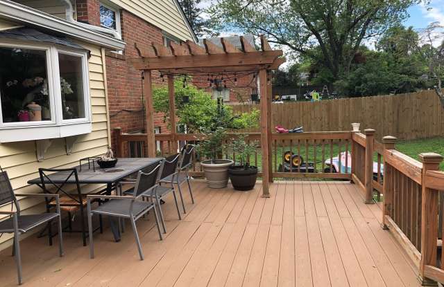 1117 CADDINGTON AVENUE photos photos