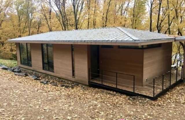 6135 Ridge Road Gallery 3