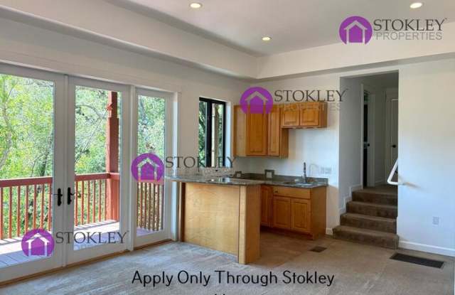 712 Moraga Road photos photos