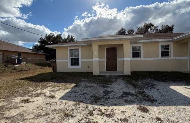 4533 26th Street SW photos photos