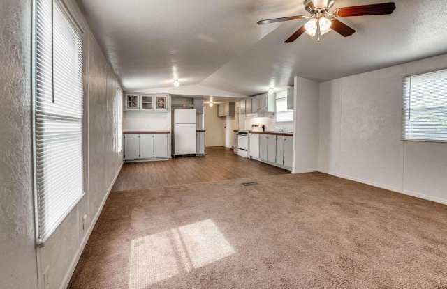 3bed/2bath Mobile Home on 1.2 Acres Available in Noble! Gallery 4