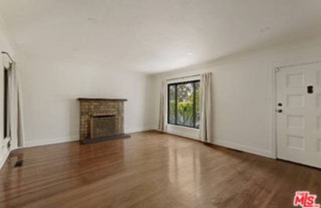 1928 North Berendo Street Gallery 4