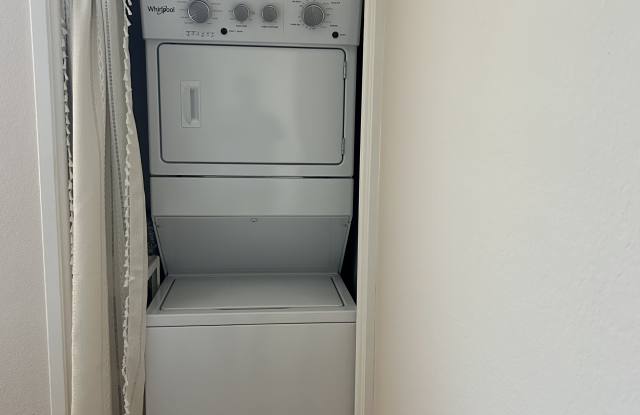 57 Lakeshore Court - 57 Lakeshore Court, Richmond, CA 94804