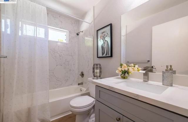 3043 Tonopah Cir Gallery 1