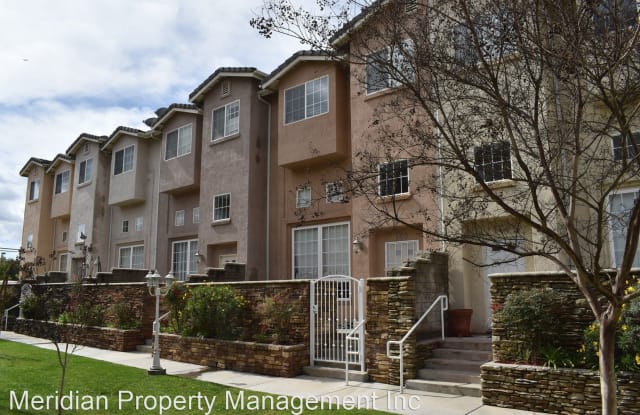 140 W Douglas Ave - 140 West Douglas Avenue, El Cajon, CA 92020