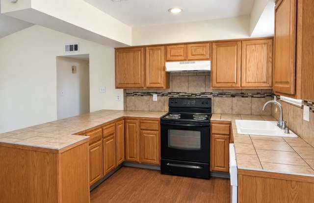 FOR RENT – 8516 Haupt Ave, Bakersfield, CA 93306 Gallery 4