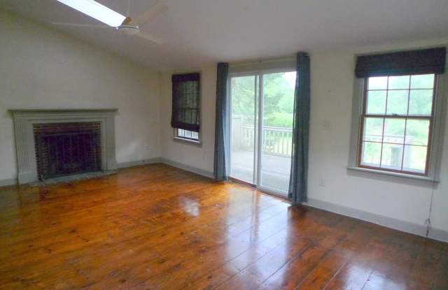 132 Portsmouth Avenue photos photos