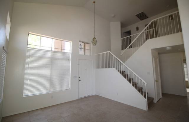 1310 West Sparrow Drive Gallery 2