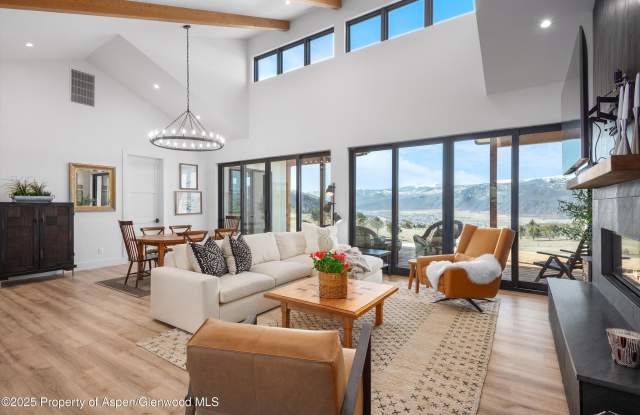 1840 Upper Cattle Creek Road Gallery 4