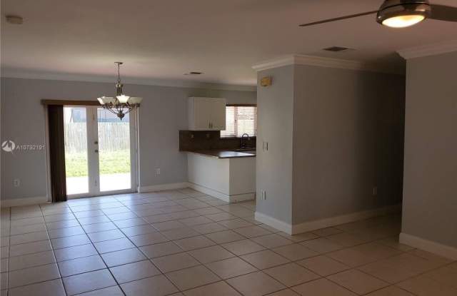 18140 sw 153 pl Gallery 2
