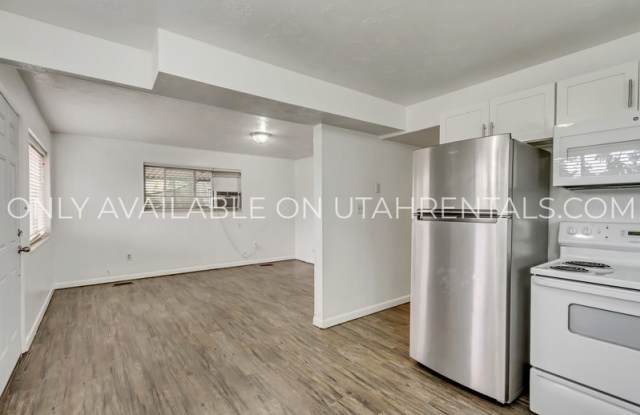398 W State St photos photos