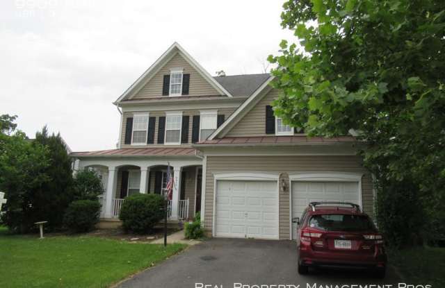9909 Fisherford Court - 9909 Fisherford Court, Linton Hall, VA 20136