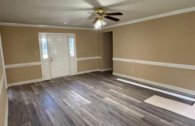 3233 Boyette Drive SW Gallery 2