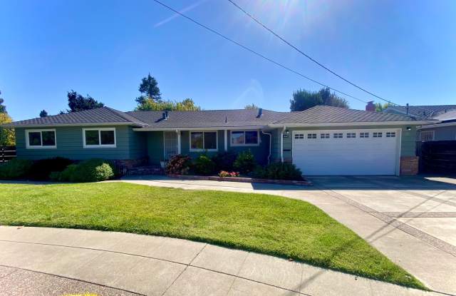 Spacious 3-Bed, 2.5-Bath Home in Fremont’s Glenmore Neighborhood photos photos