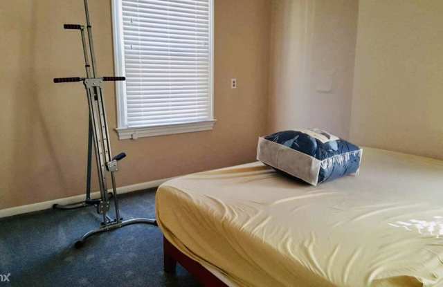 514 S Graham St Apt. 2 Gallery 4