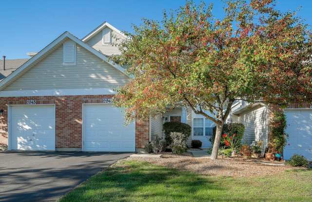 2943 Kentshire Circle photos photos