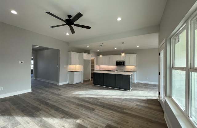 4914 Dry Creek Road Gallery 1