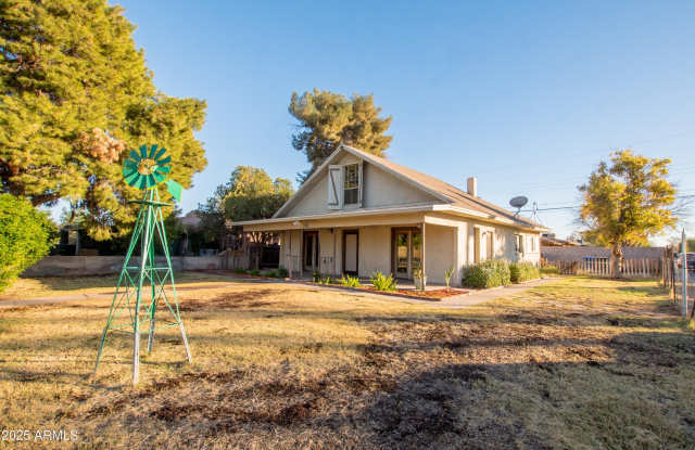 937 E 6th Avenue photos photos