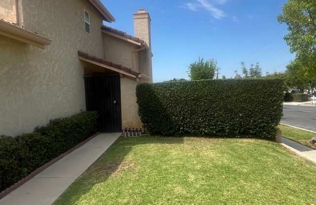 Charming 3-BR Corona Home | Spacious Lot, RV Parking & Boat Storage Gallery 4