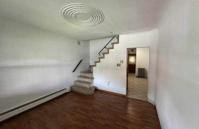 921 Wood Street photos photos