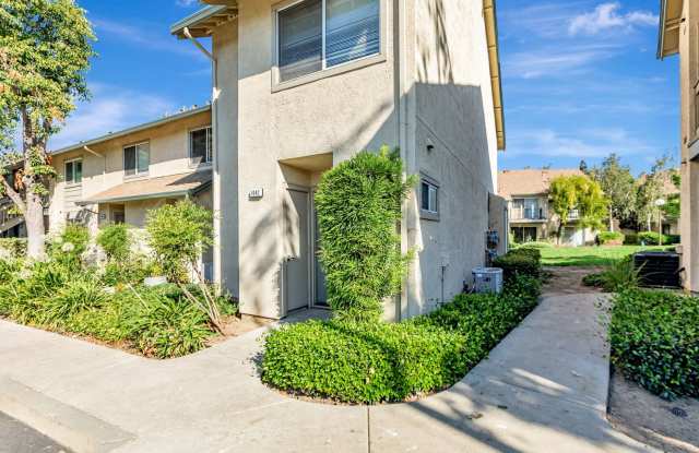 Quaint Town Home photos photos