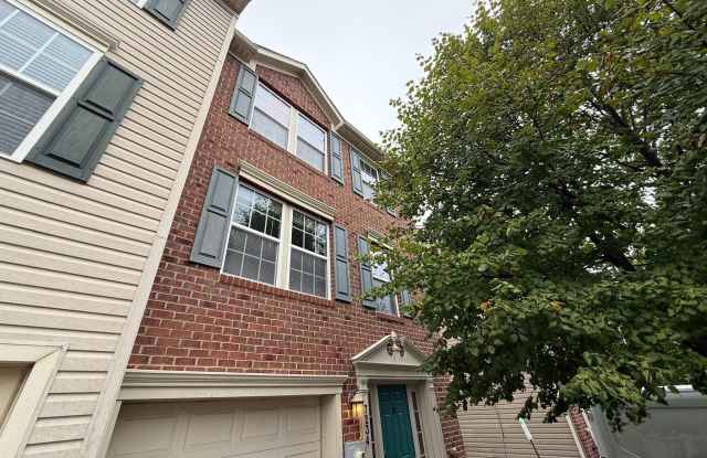 7234 MAIDSTONE Place Gallery 1