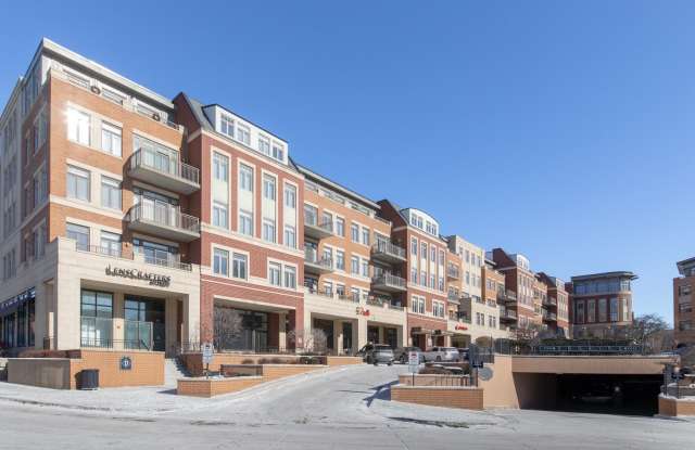 120 N Northwest Highway unit: 506 photos photos