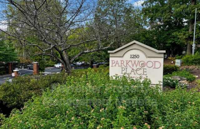 1250 Parkwood Cir. SE Gallery 3
